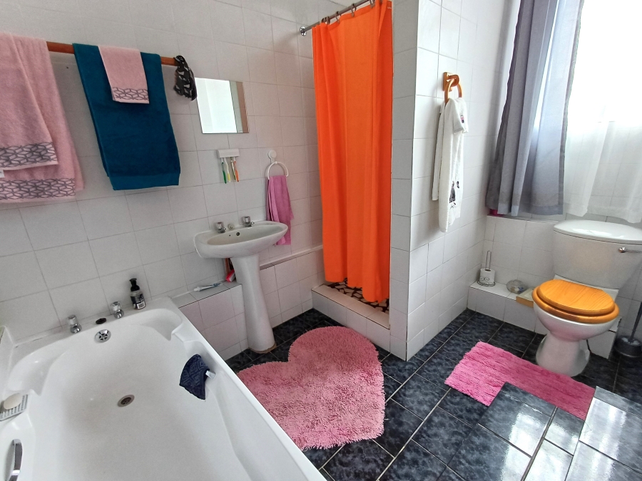 3 Bedroom Property for Sale in Mosel Eastern Cape